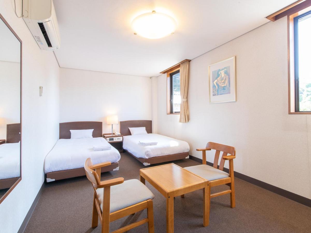 Tabist Business Hotel Fujiya Sasebo Esterno foto