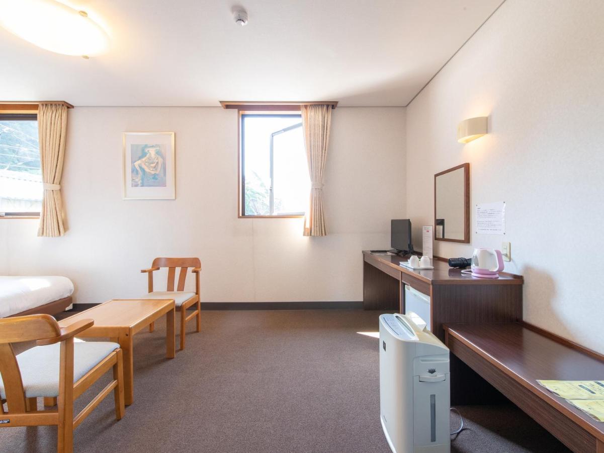 Tabist Business Hotel Fujiya Sasebo Esterno foto