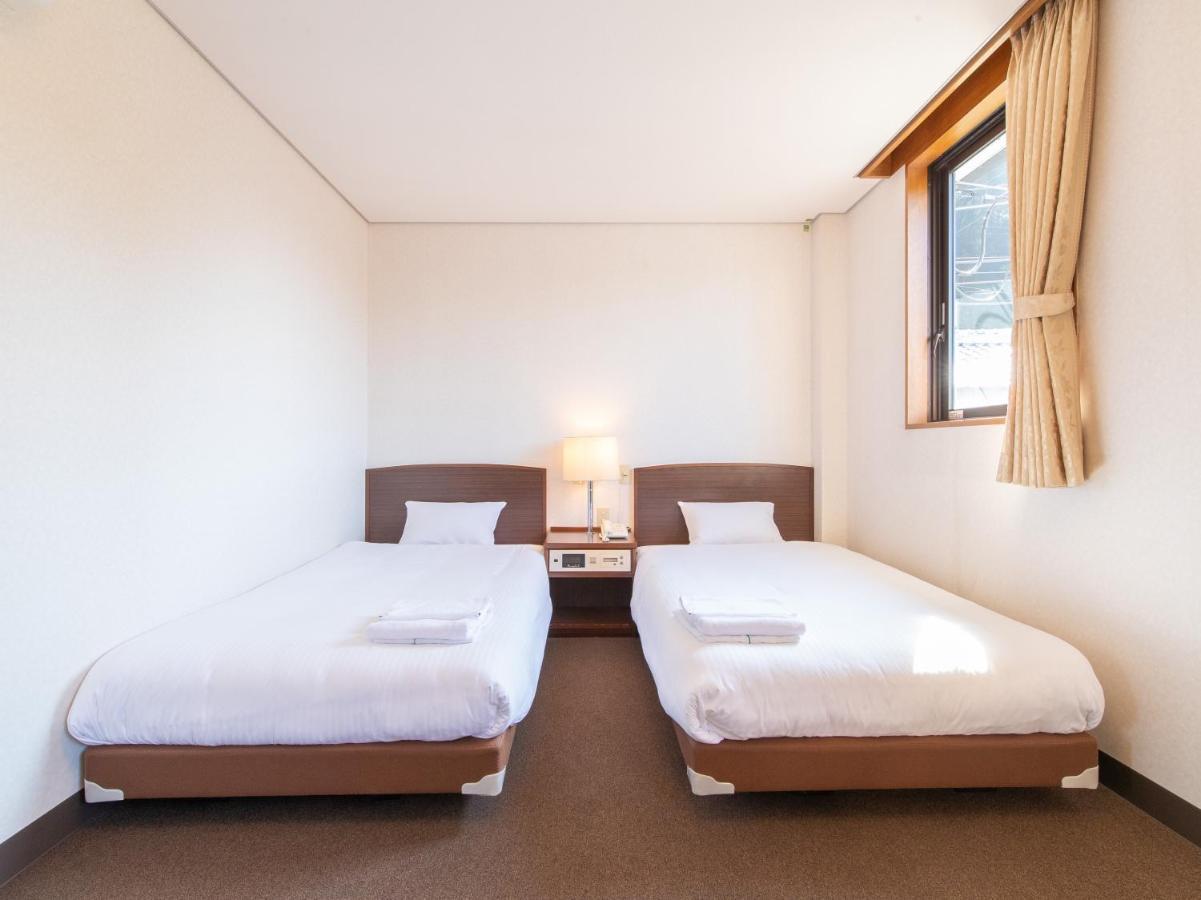 Tabist Business Hotel Fujiya Sasebo Esterno foto